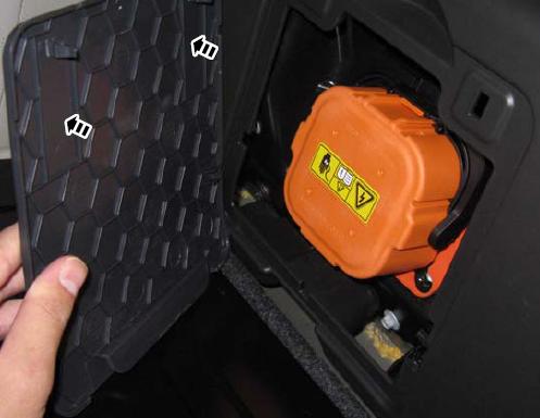 Upper HV Battery Disconnect