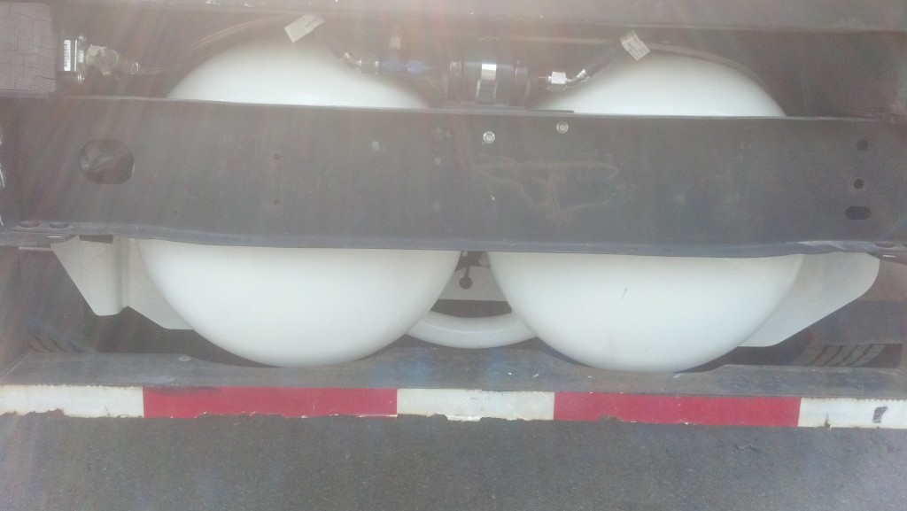 Extrication Ford E Series ROUSH CleanTech propane autogas fuel system Tank