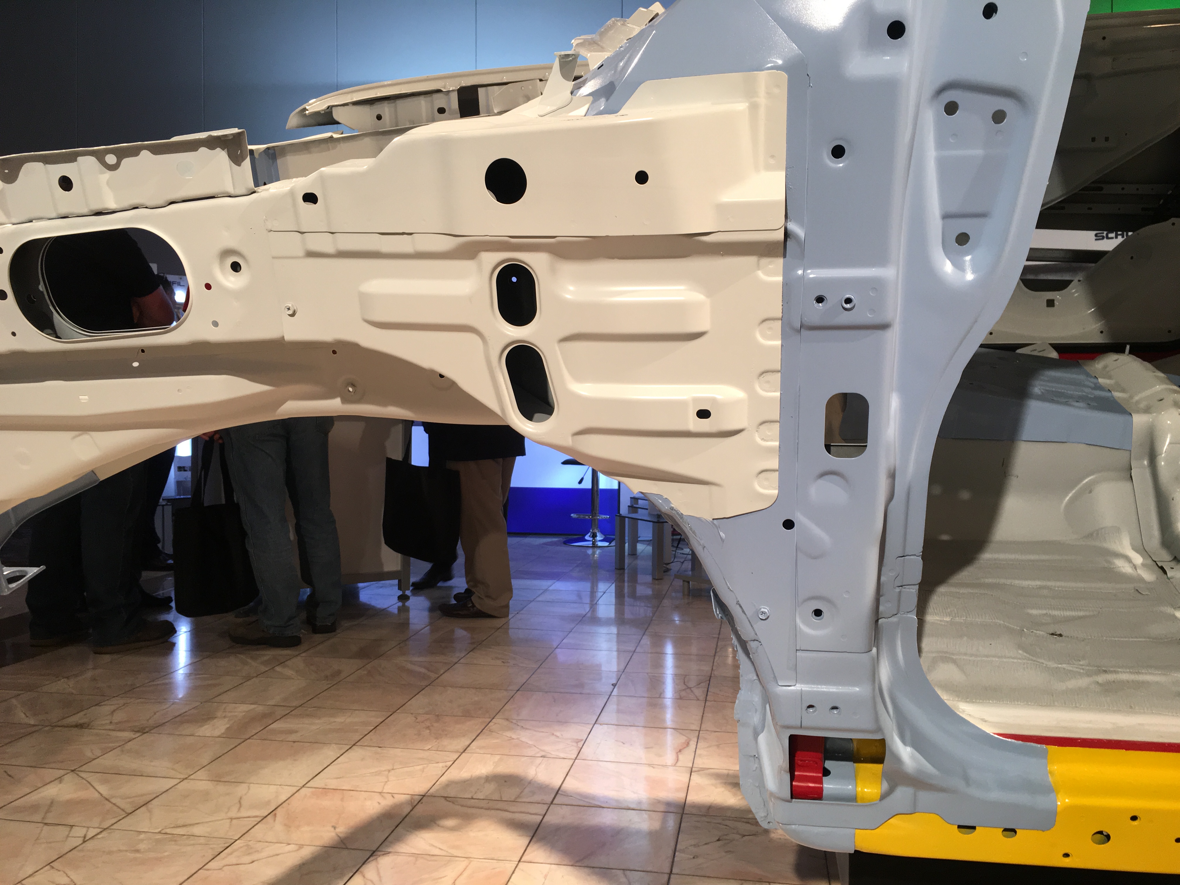 2016 Nissan Titan XD Body Structure-front-rocker